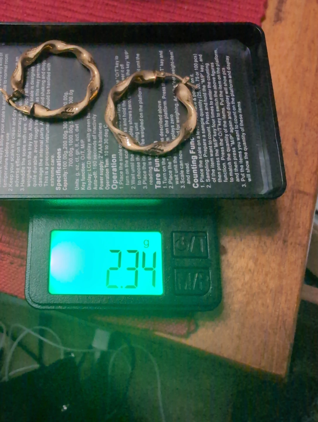 18K Saudi Gold Twisted Hoop Earrings