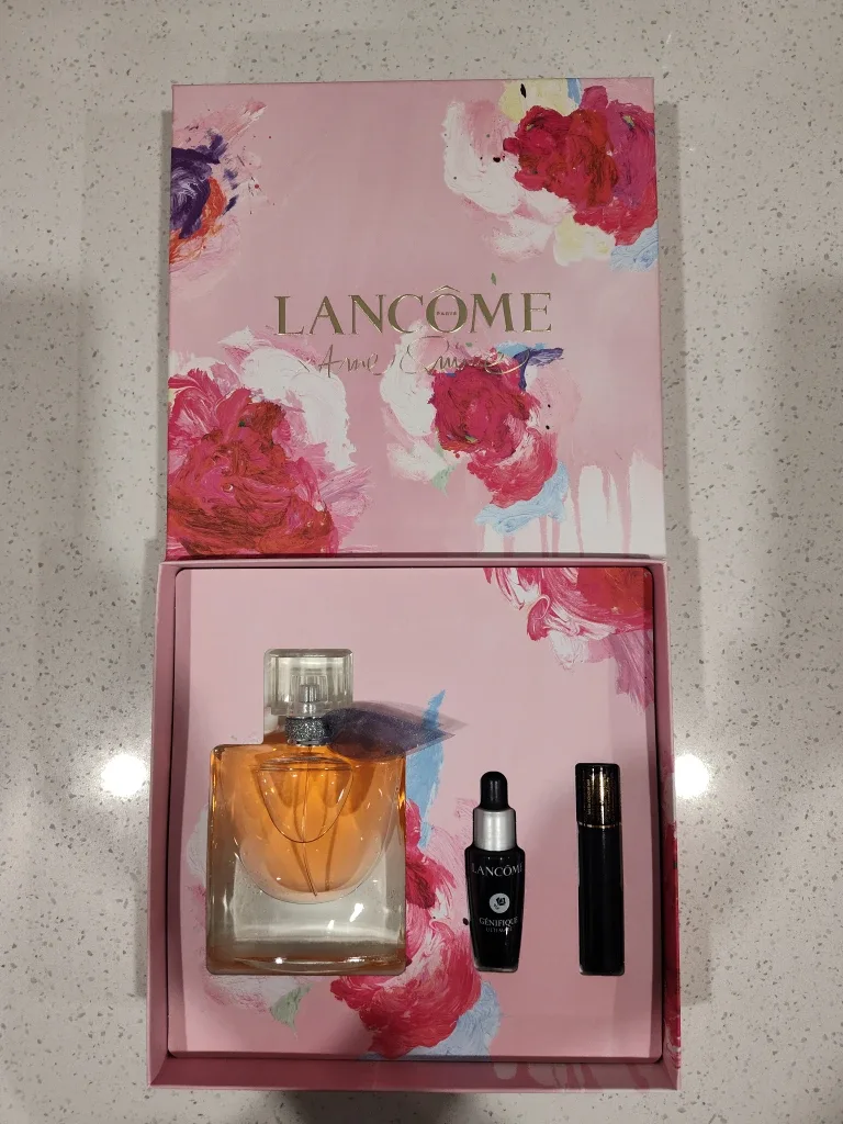 BN Lancôme La vie est Belle EDP 50ml  Gift Set from Shoppers