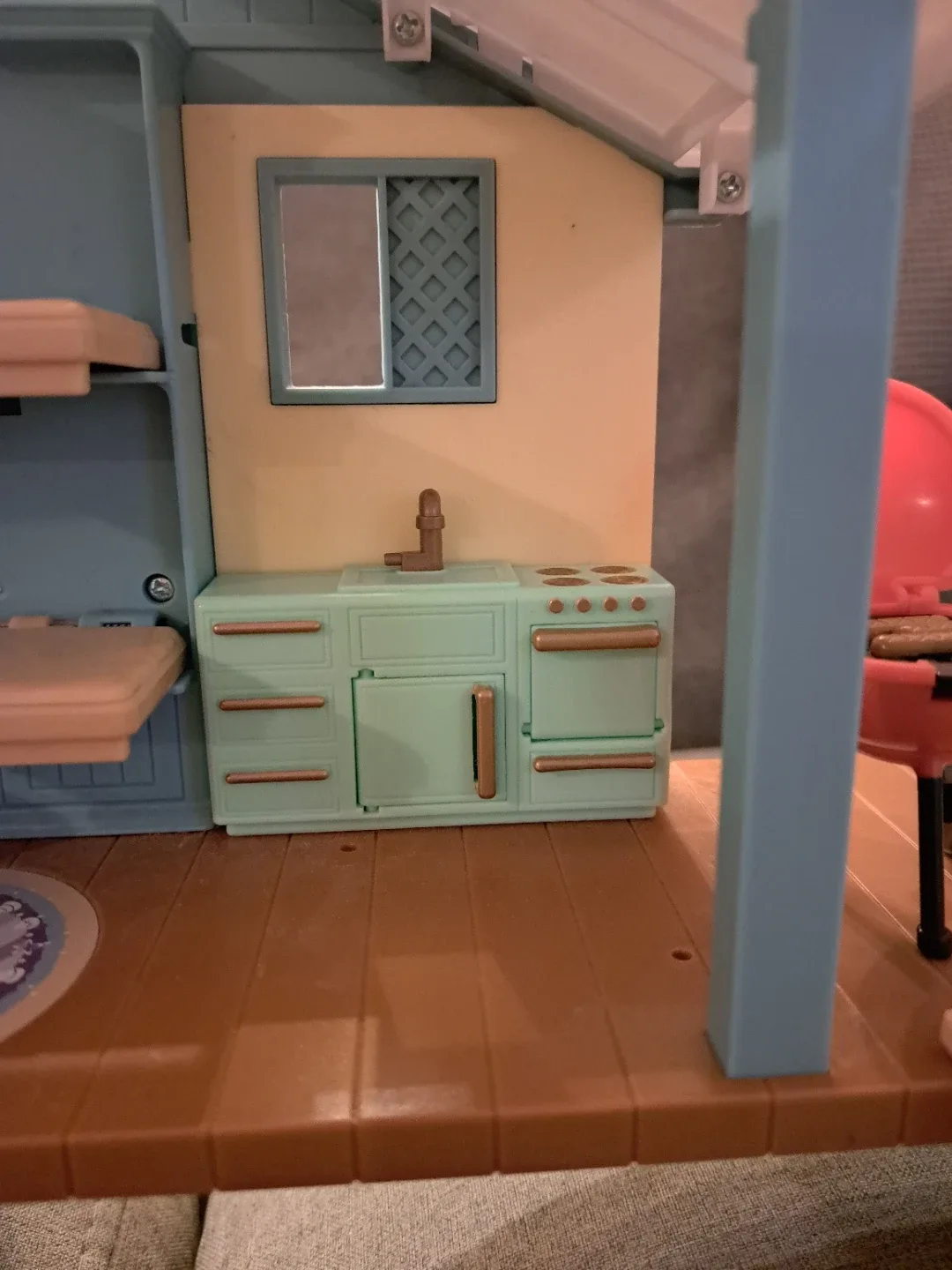 Bluey Beach House Play Set image indicator(4)