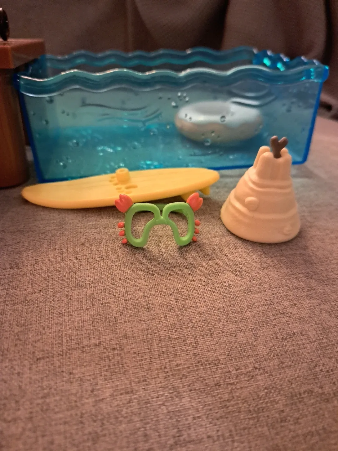 Bluey Beach House Play Set image indicator(9)