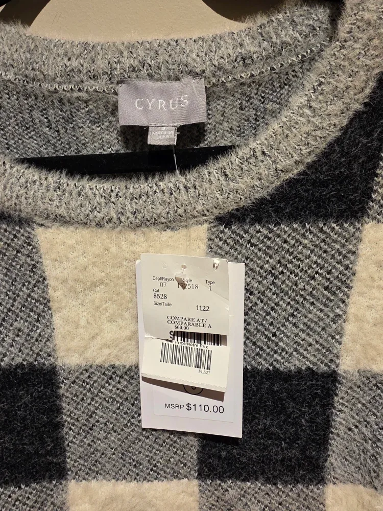 Cyrus Plaid Sweater - Size Large image indicator(2)