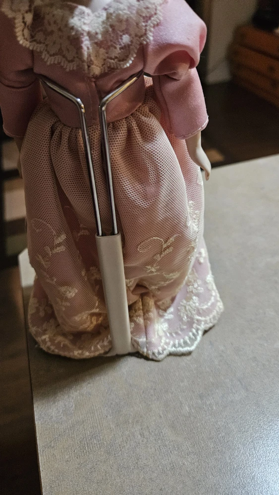 Porcelain Doll in Pink Dress - photo 4