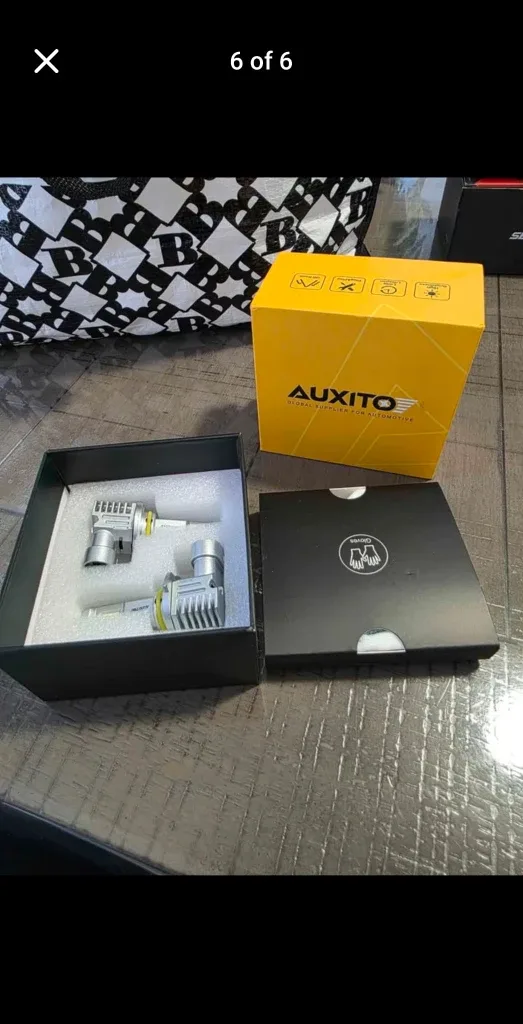 AUXITO 9005 LED Headlight Bulbs image indicator(5)