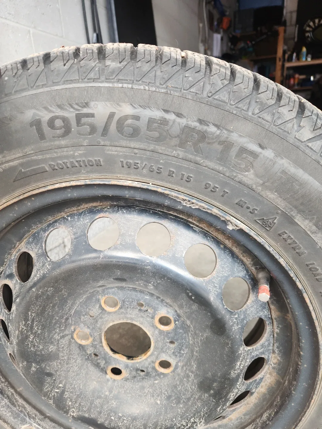 Set of Continental Winter Tires image indicator(8)