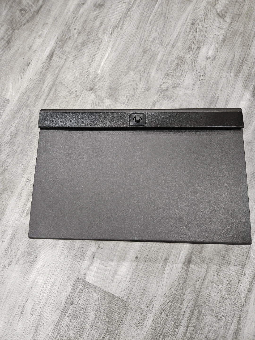 Expanding File Folder