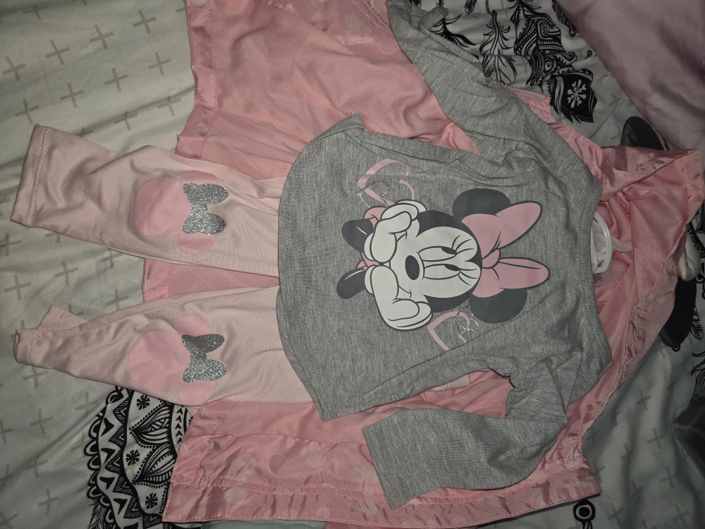 Minnie Mouse Pink Outfit - Size 12 Months - photo 2