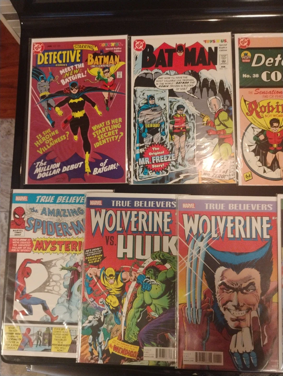 Marvel & DC Comic Book Lot image indicator(2)
