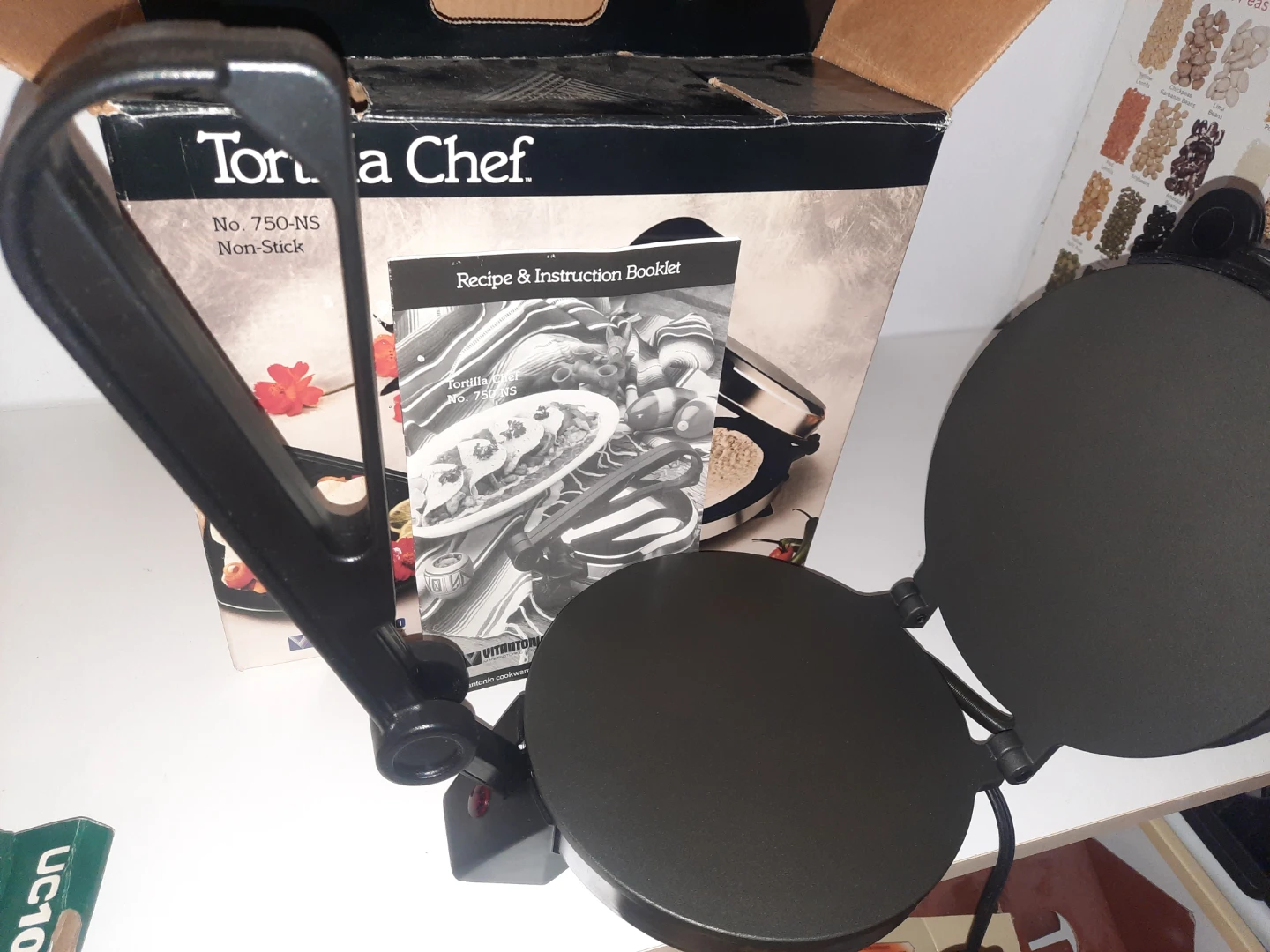 Vitantonio Non-Stick Tortilla Chef  - Brand New - photo 3