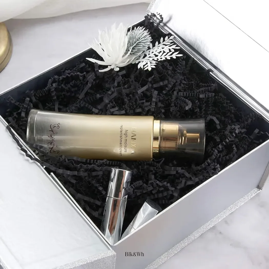 1 LB Crinkle Cut Paper Shred Filler. image indicator(3)