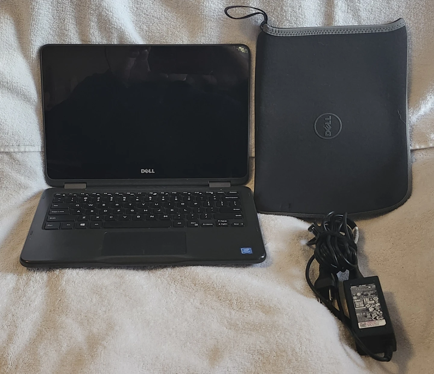 Dell Inspiron P25T Laptop Pentium N3710 1.60 Ghz Cpu, 500 GB SSD