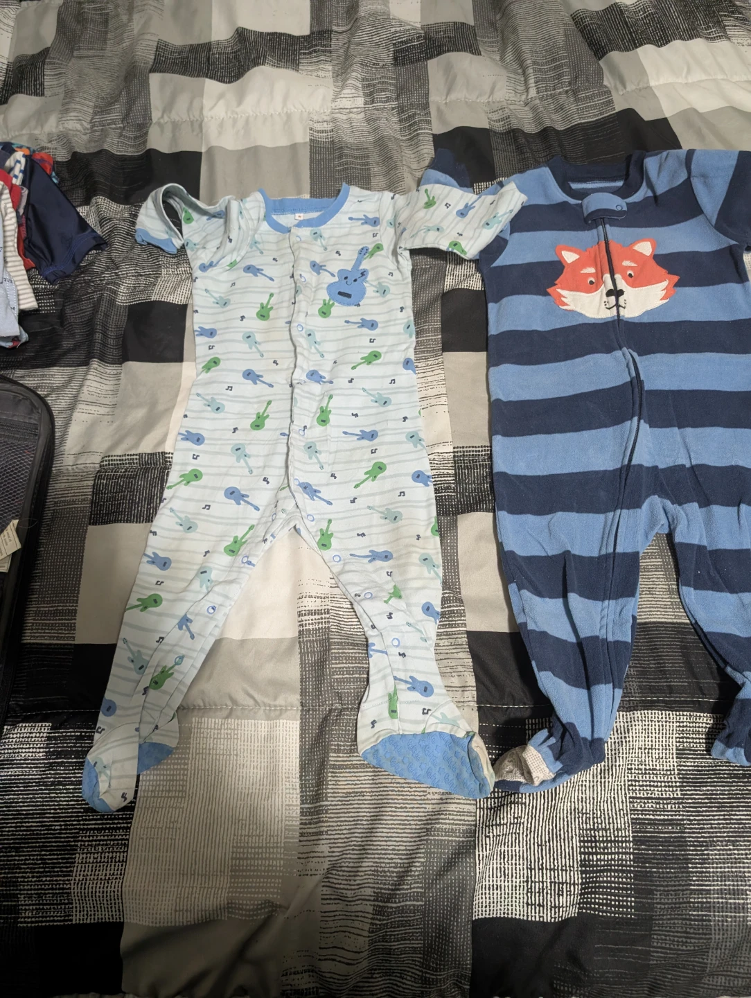 Baby Clothes Bundle - Mixed Sizes & Brands - photo 4