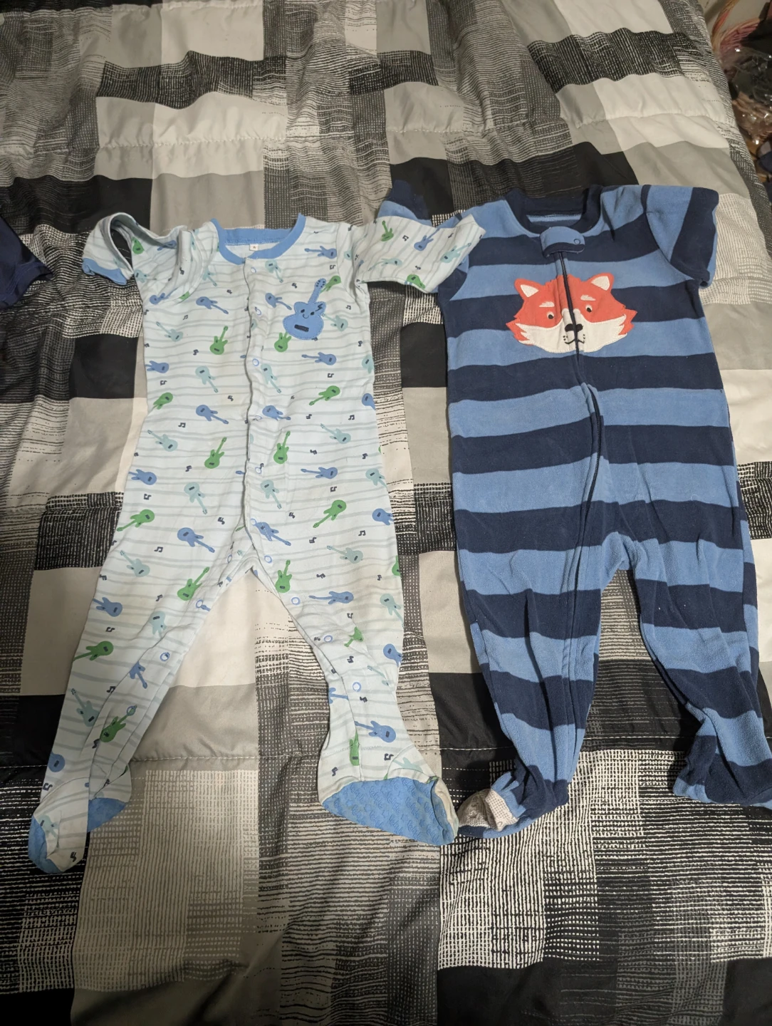 Baby Clothes Bundle - Mixed Sizes & Brands - photo 5