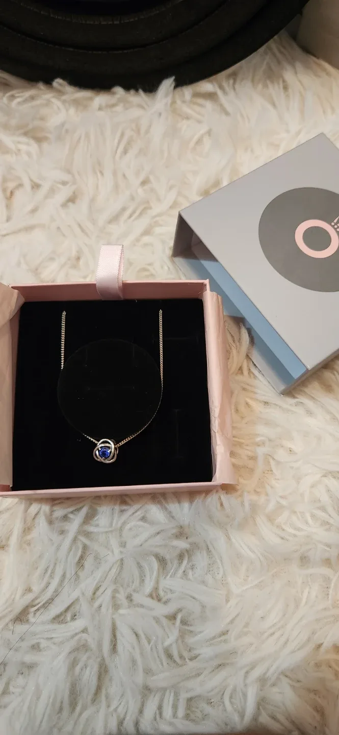 Pandora Knot Pendant Necklace