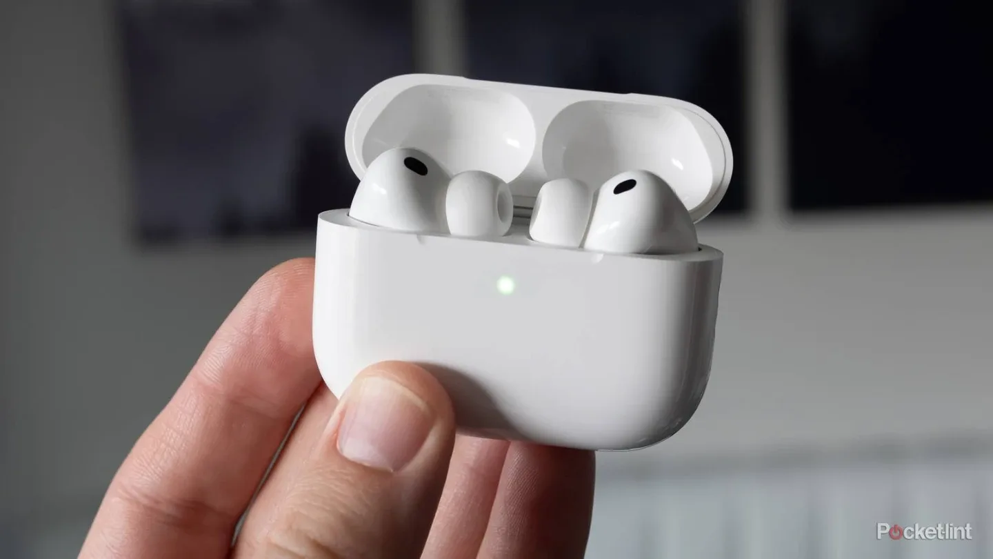Apple AirPods Pro 3rd generation with MagSafe Charging Case image indicator(2)