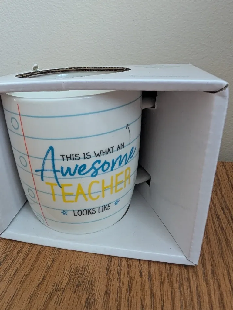 GIFTABLE Teacher appreciation Mugs - New in Box image indicator(2)