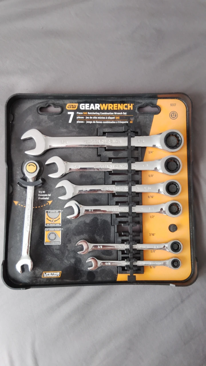 New GEARWRENCH SET Never Used!