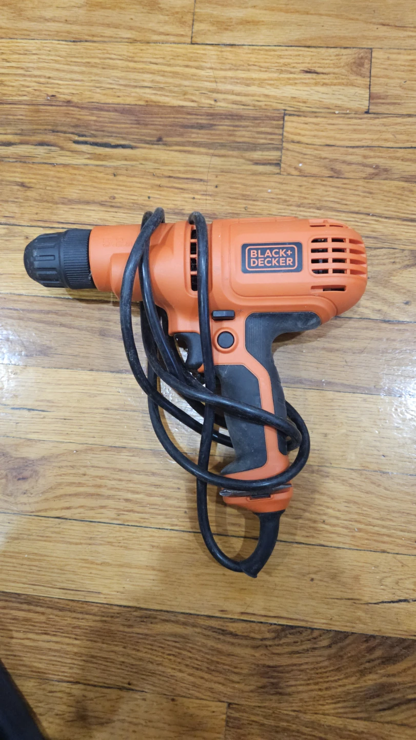 Black+Decker Orange Corded Drill