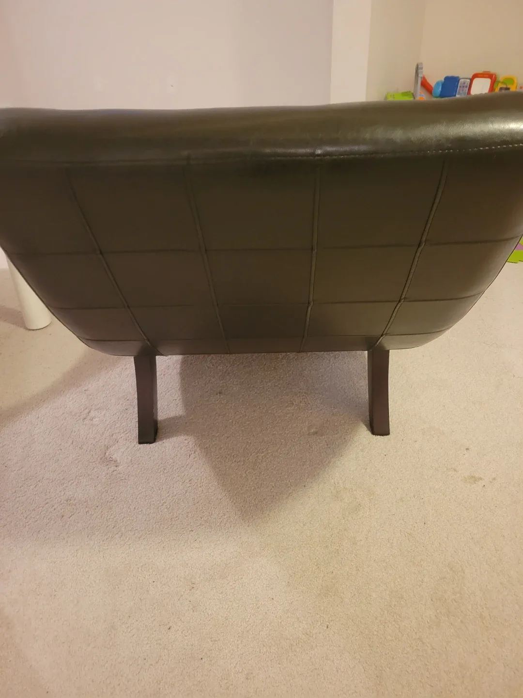 Tufted Black Leather Chaise Lounge image indicator(3)