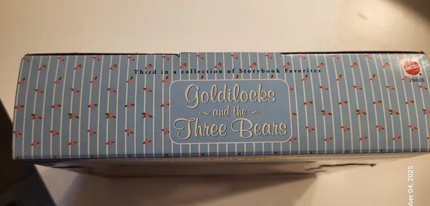 Collector Edition Goldilocks and the Three Bears Barbie Doll image indicator(4)