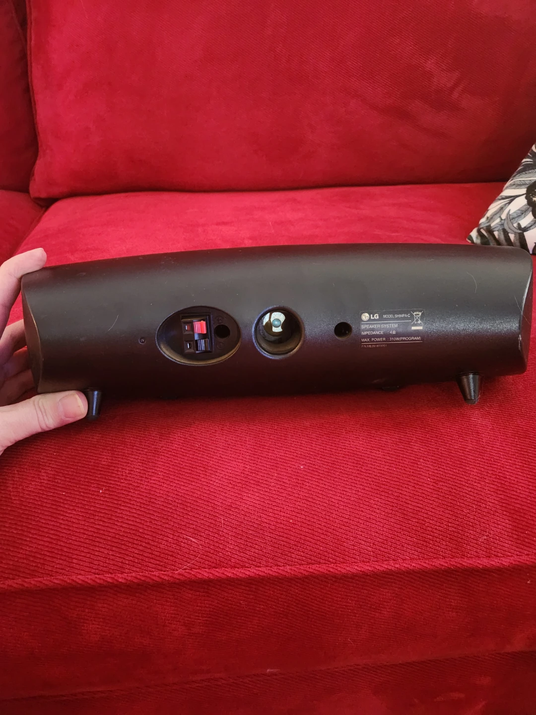 930 WATTS LG SURROUND SOUND SPEAKERS - photo 3