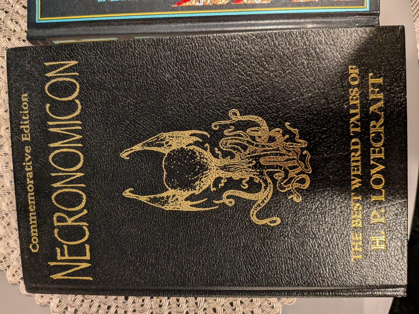 H.P. Lovecraft Tales of Horror & Necronomicon Books - photo 2