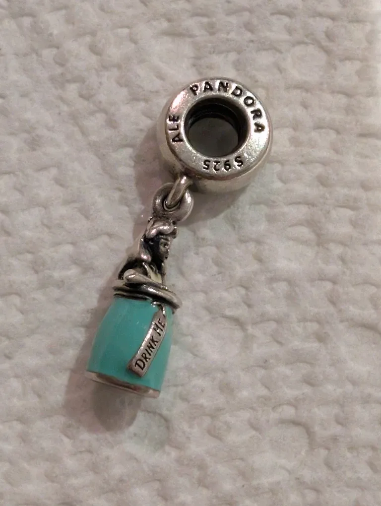 Pandora Alice in Wonderland Drink Me Charm