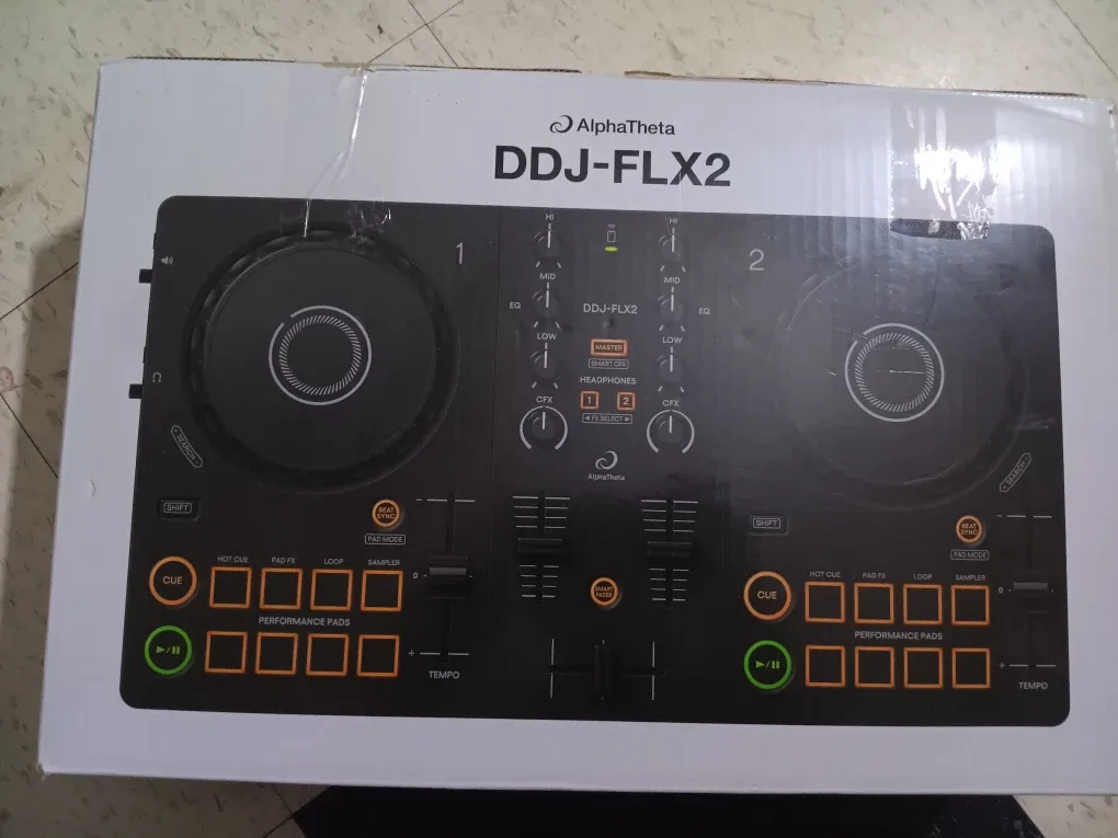 AlphaTheta DDJ-FLX2 DJ Controller - Like New! image indicator(2)