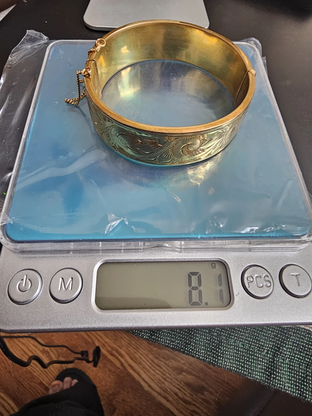 9ct Gold Metal Cored Bangle Bracelet - photo 3
