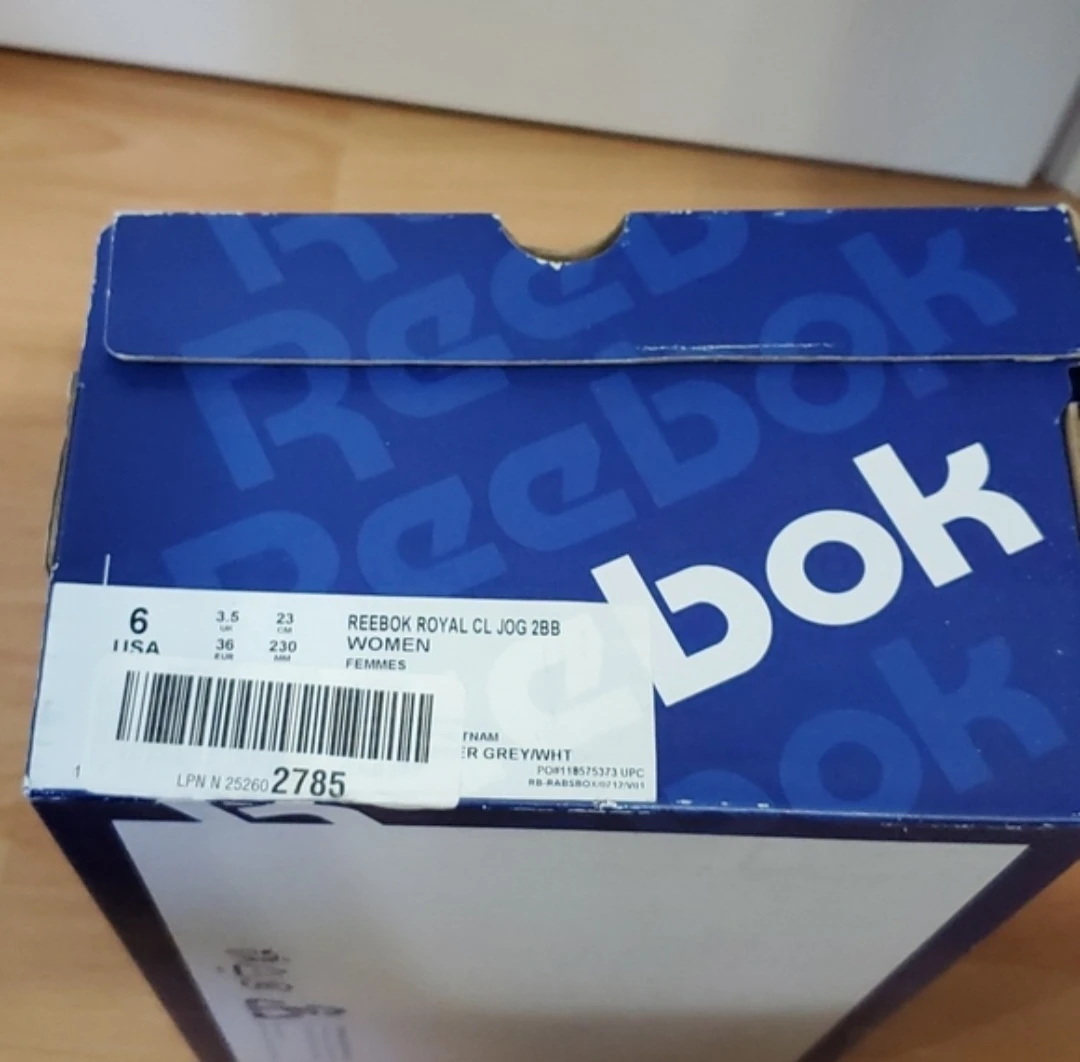 Brand New Reebok Royal Women's Sneakers - Size 6 - photo 5