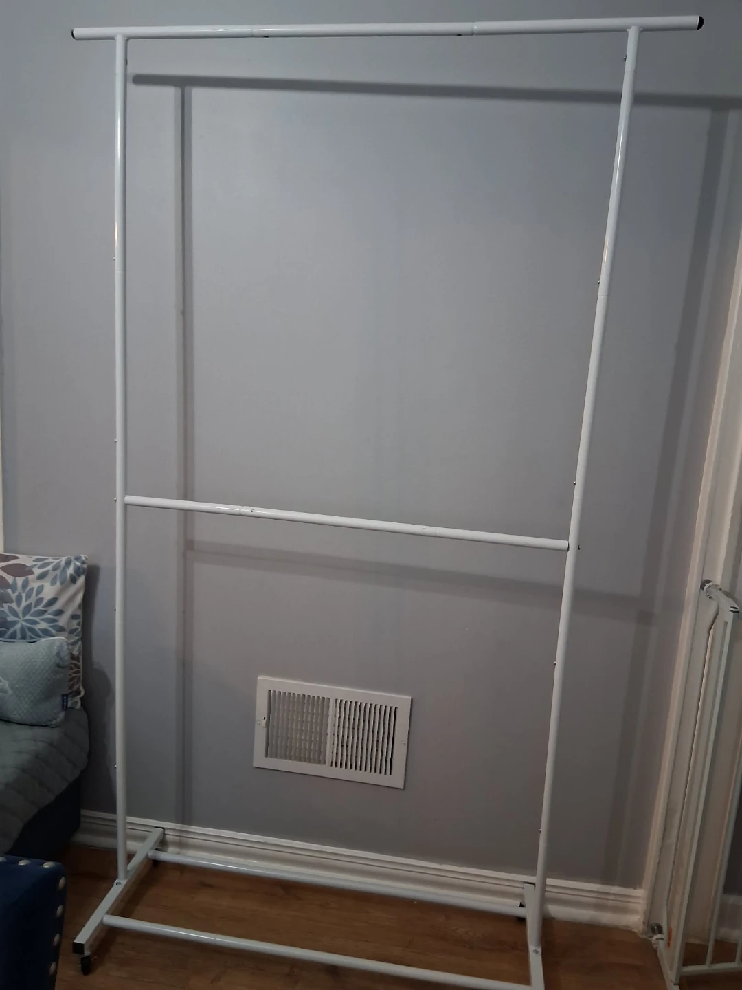 White Metal Clothes Rack with Wheels - photo 4