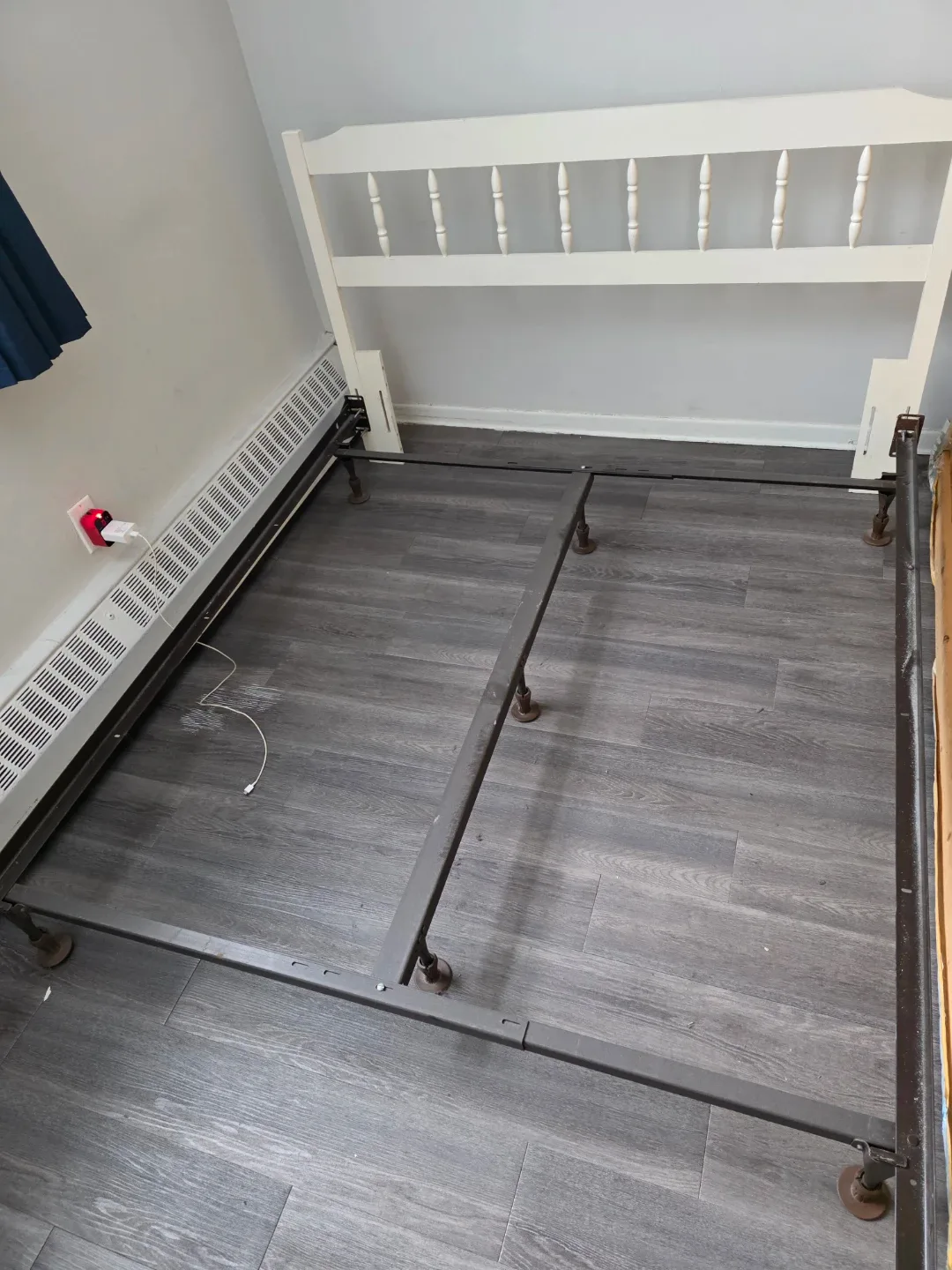 Queen Size White Headboard & Metal Bed Frame image indicator(2)