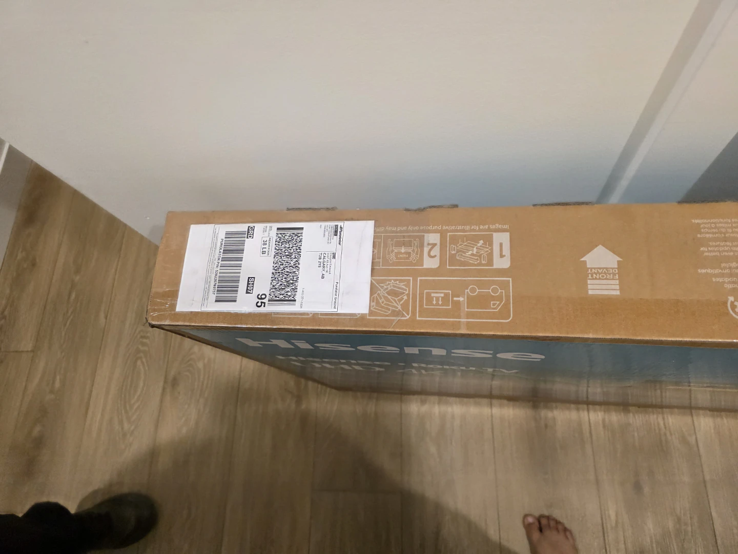 Hisense Roku TV UHD 4K 58" R6 Series - photo 2