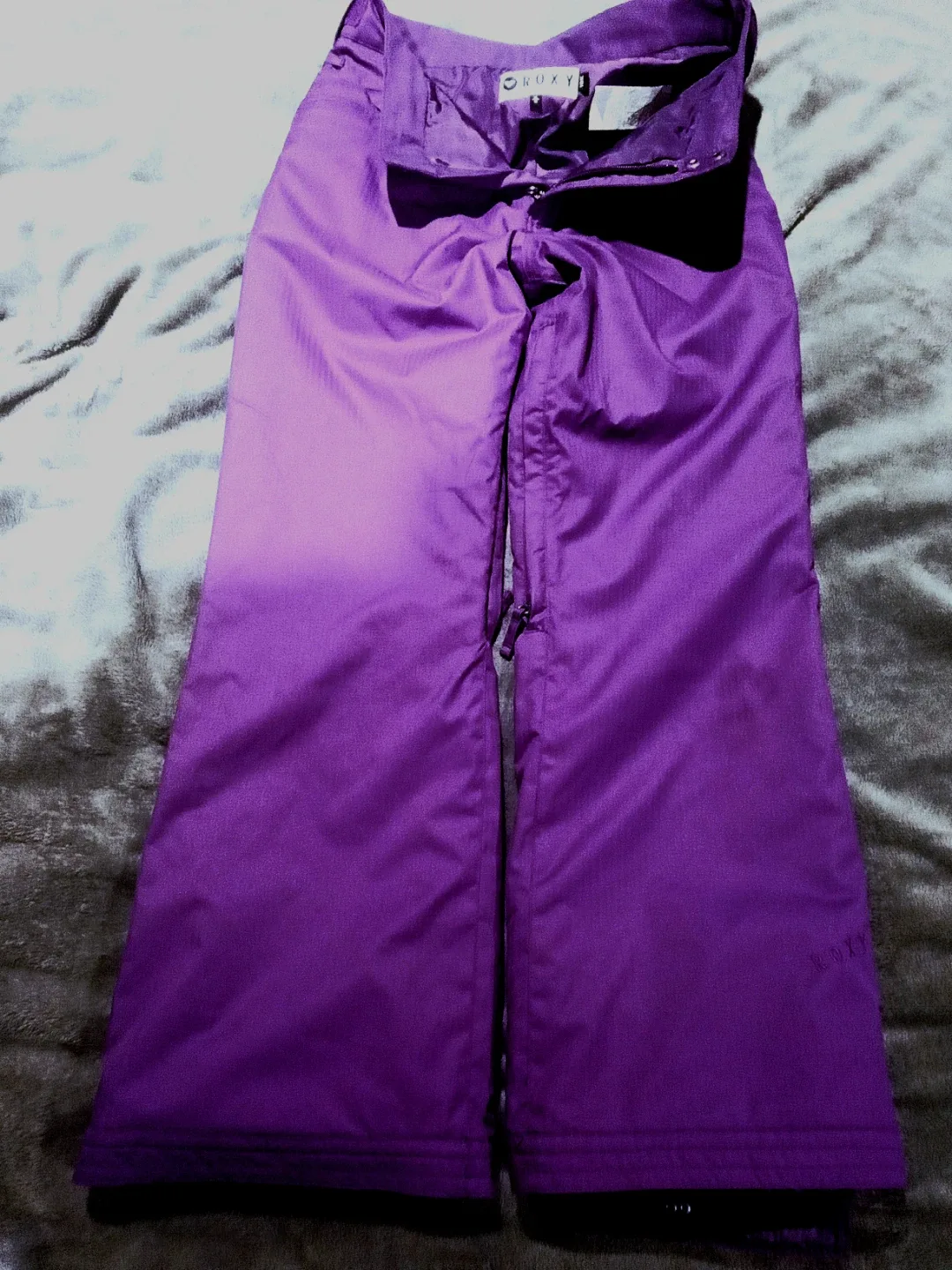 Like New Roxy 10 K Purple Snow pants image indicator(4)