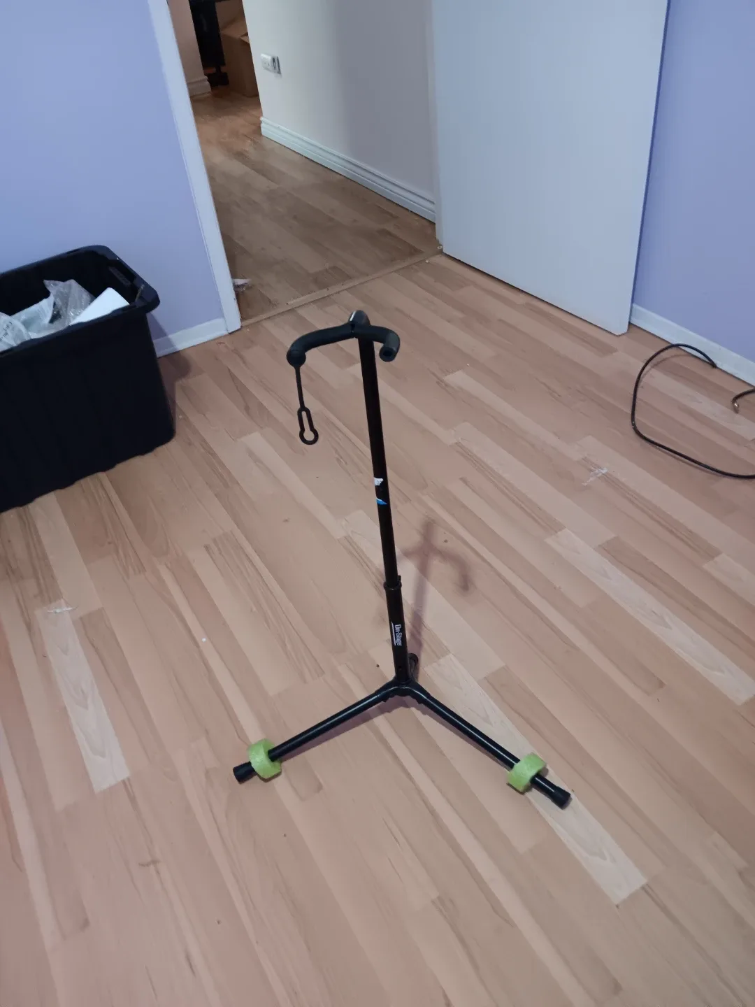 On Stage Guitar Stand