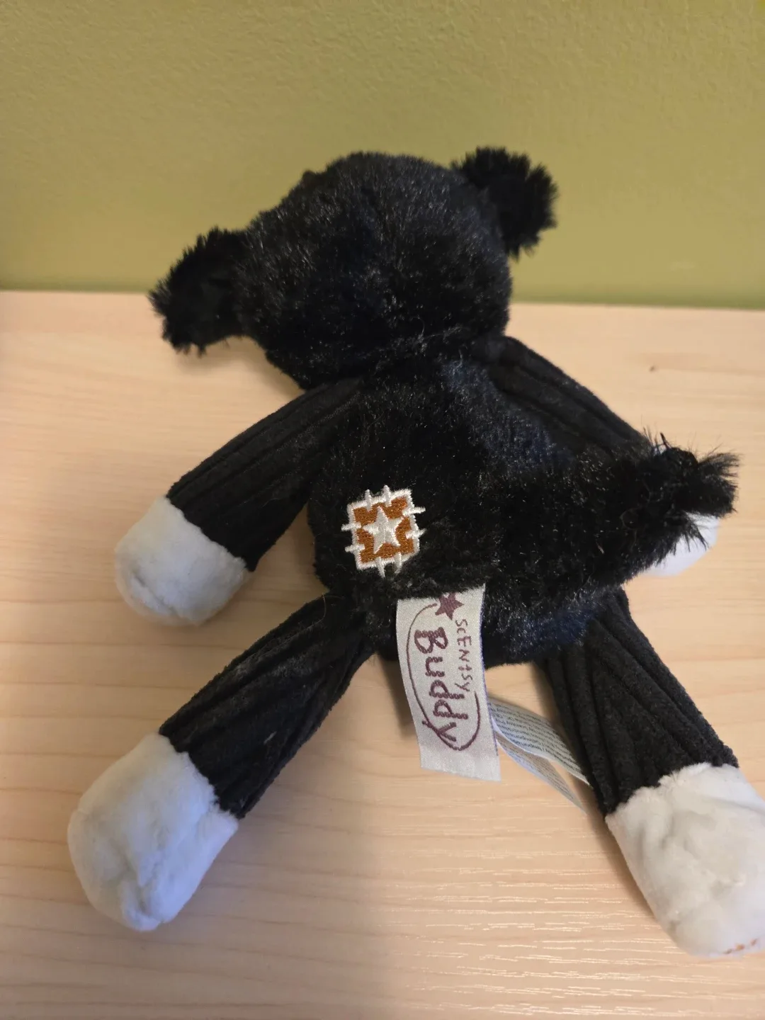 Scentsy Buddy Clip - Black & White #cleanout image indicator(2)