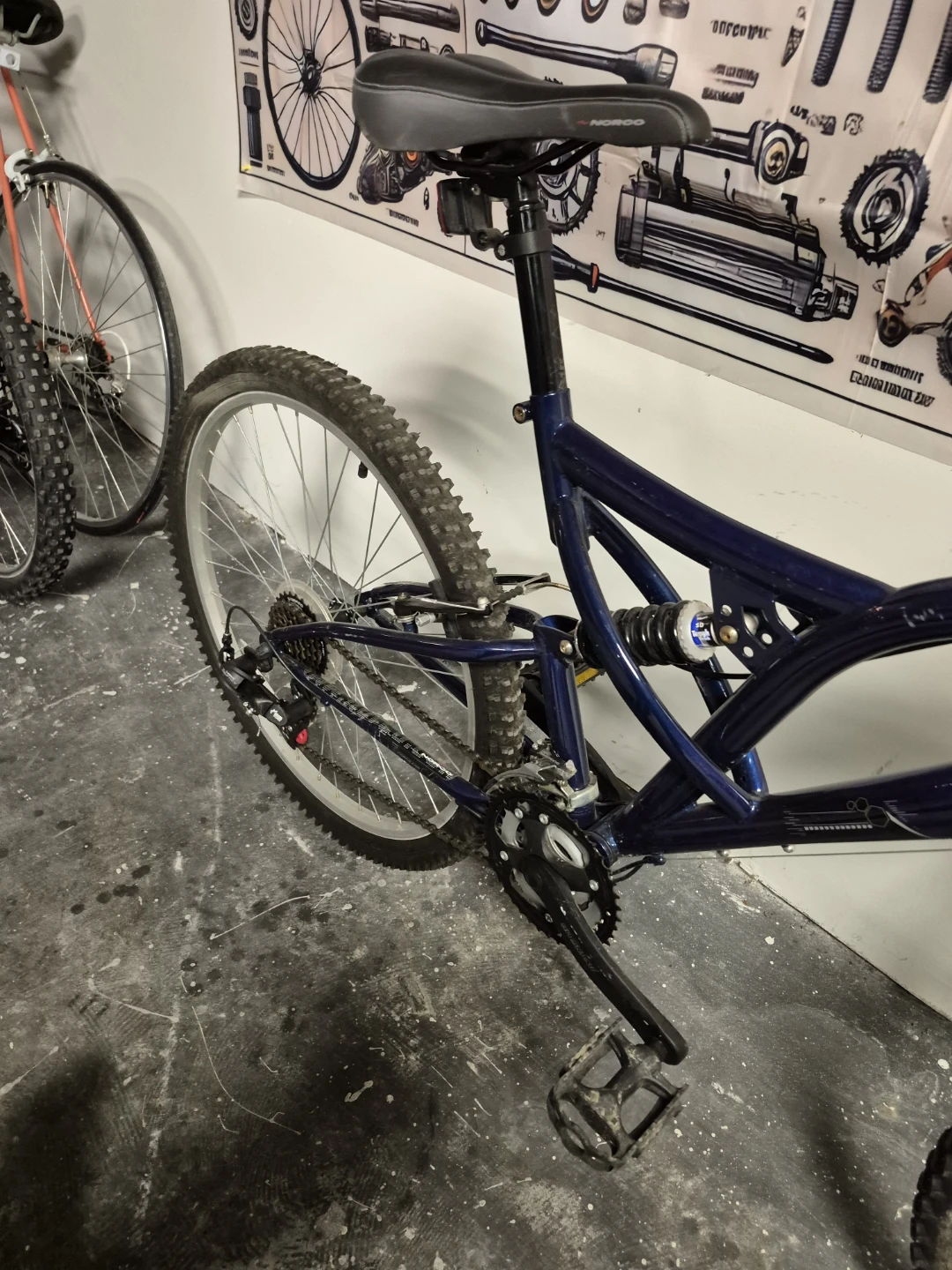 Norco Mountain Bike - Blue - photo 3