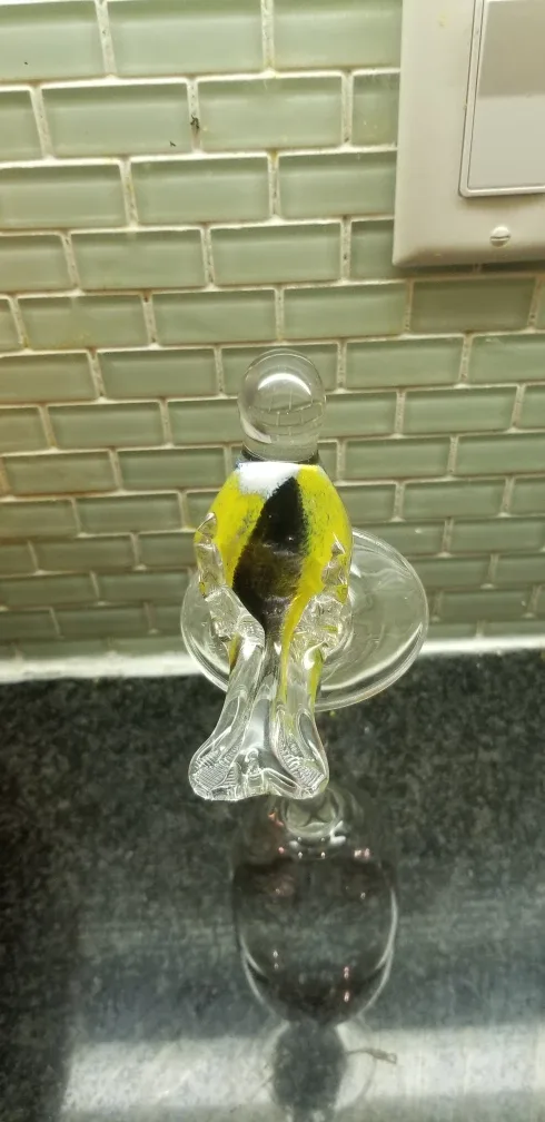 Glass Bird Figurine - Yellow and Black image indicator(4)