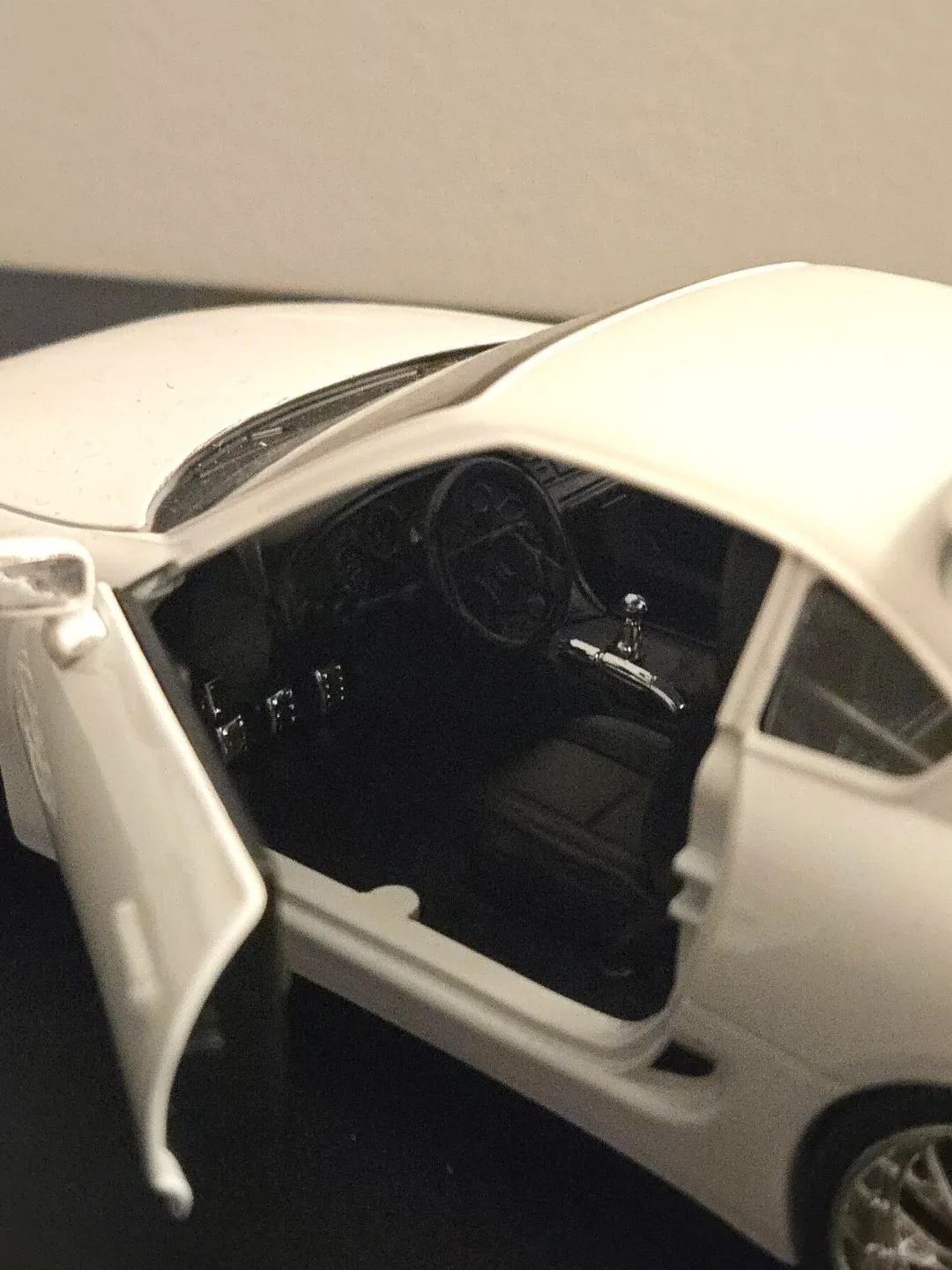 Jada Toyota Supra 1:24 Die-Cast Model – Fast & Furious Style image indicator(4)