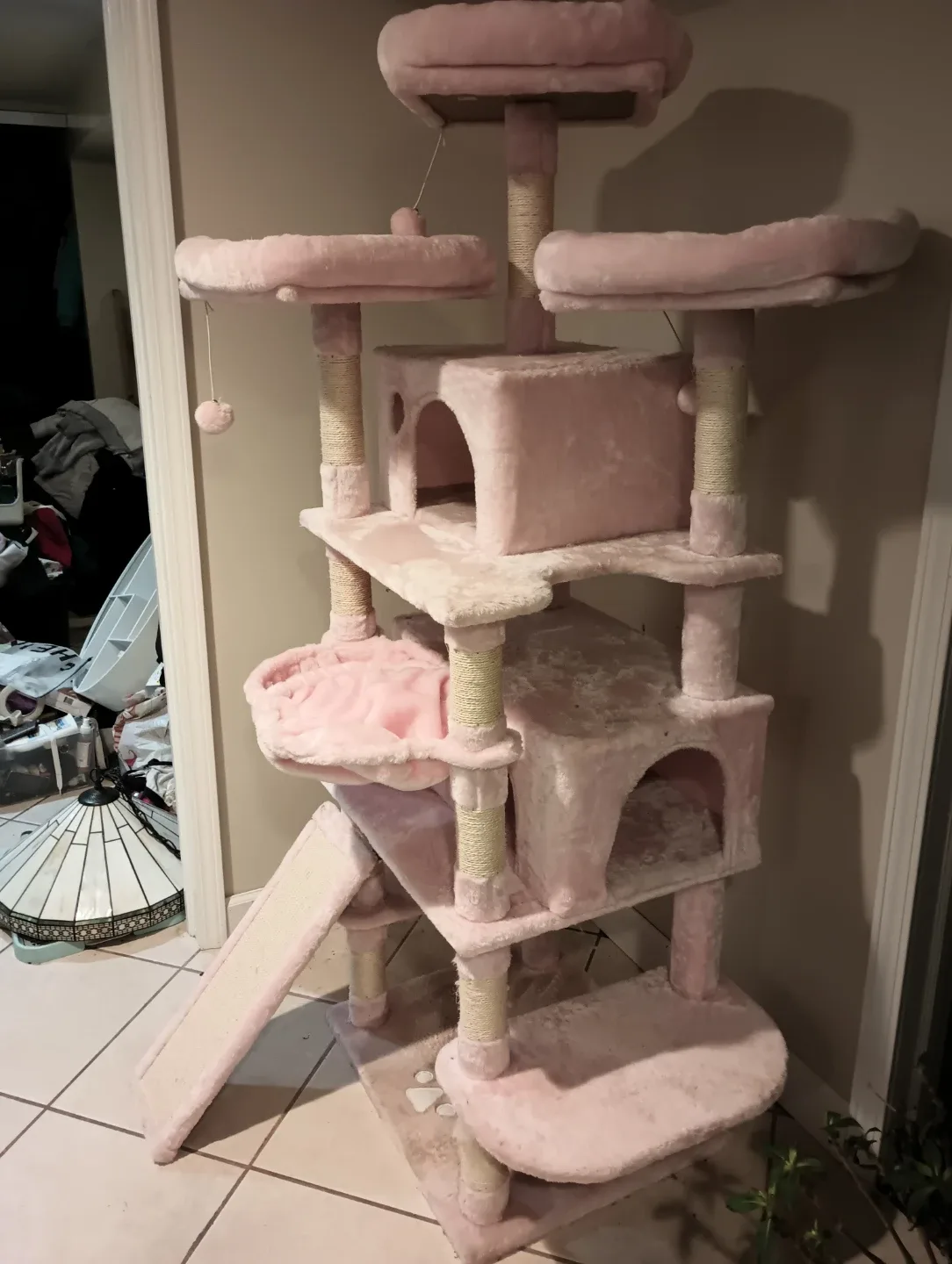 Pink Cat Tree image indicator(2)