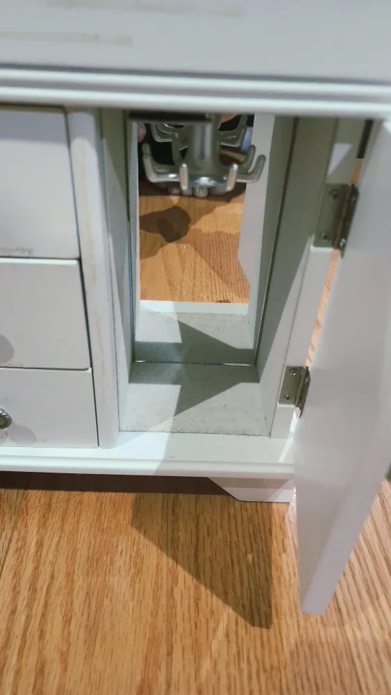 White Jewelry Box with Ballerina image indicator(3)