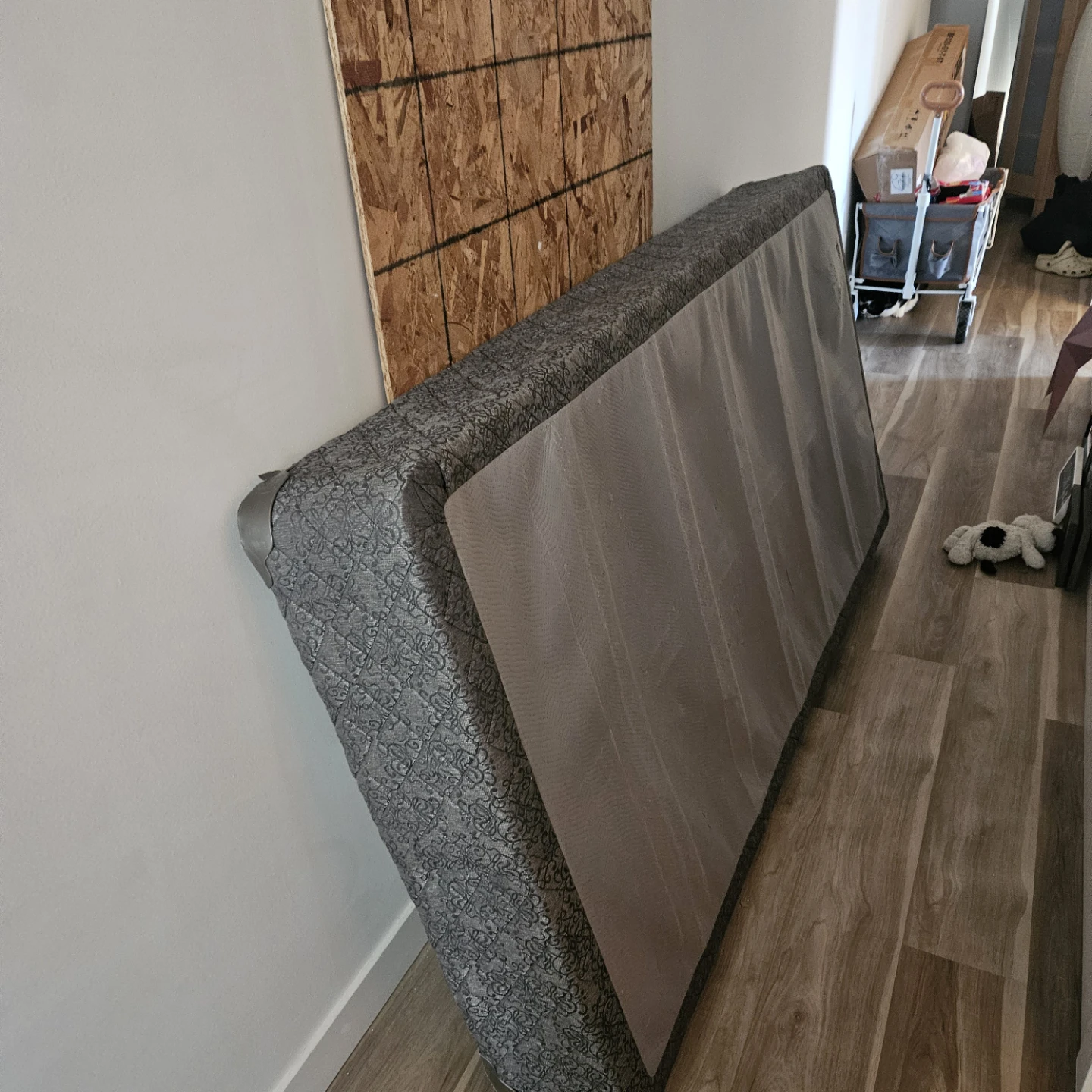 Twin Bed boxspring - Good Condition - photo 2