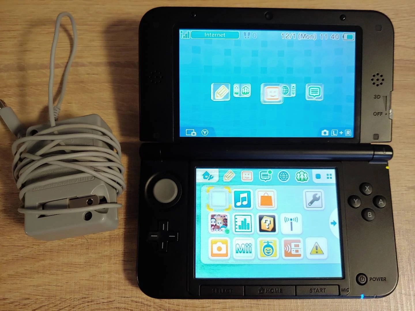 Nintendo 3DS XL Pokemon X/Y Edition Blue - photo 3