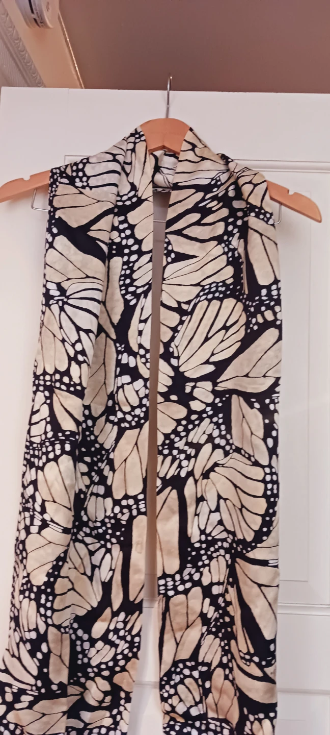 PINEDA COVALIN MEXICAN DESIGNER 100% SILK ABSTRACT DESIGN SCARF - photo 2