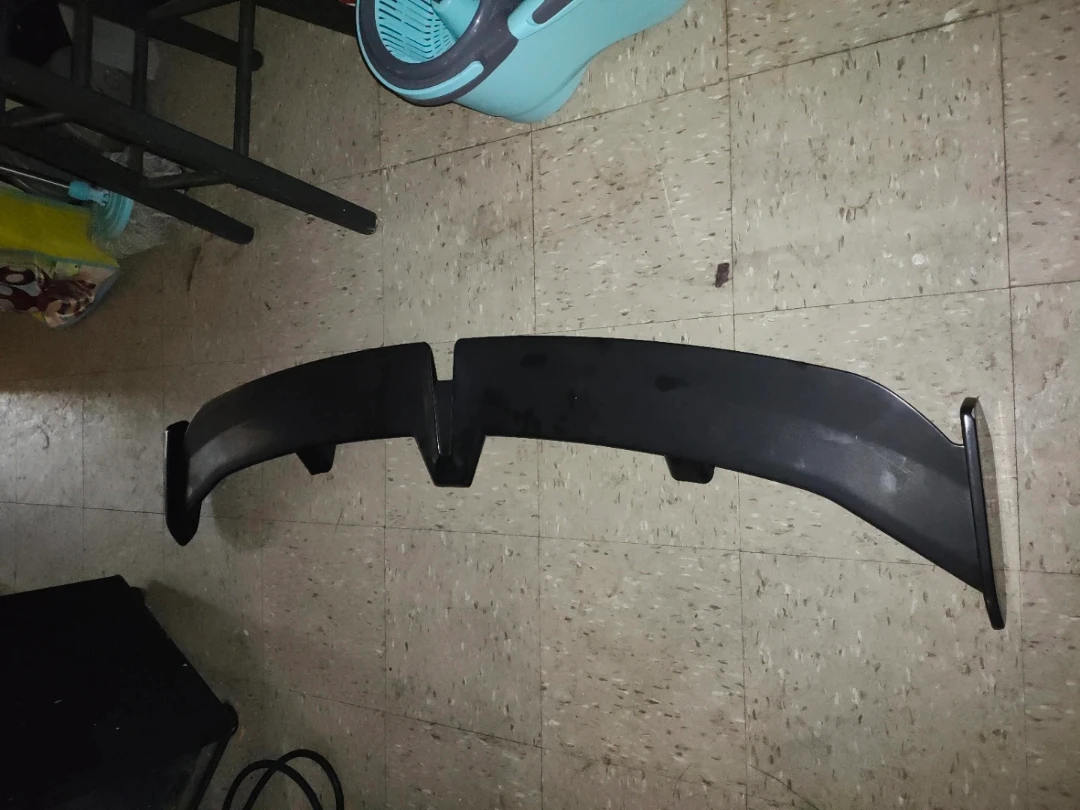 Black Car Spoiler - photo 3