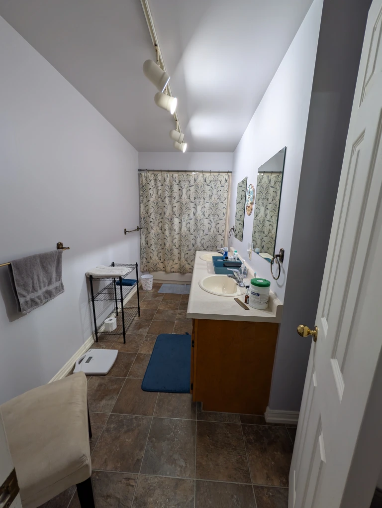 Room For Rent - photo 3