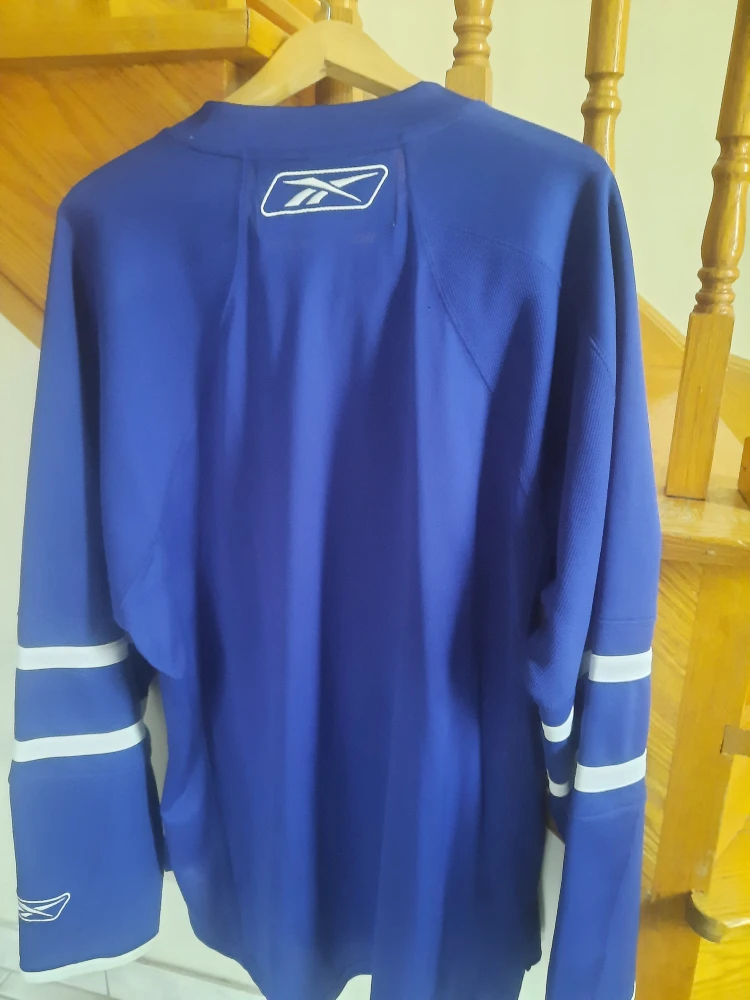 Toronto Maple Leafs Jersey - Adult XL - photo 3