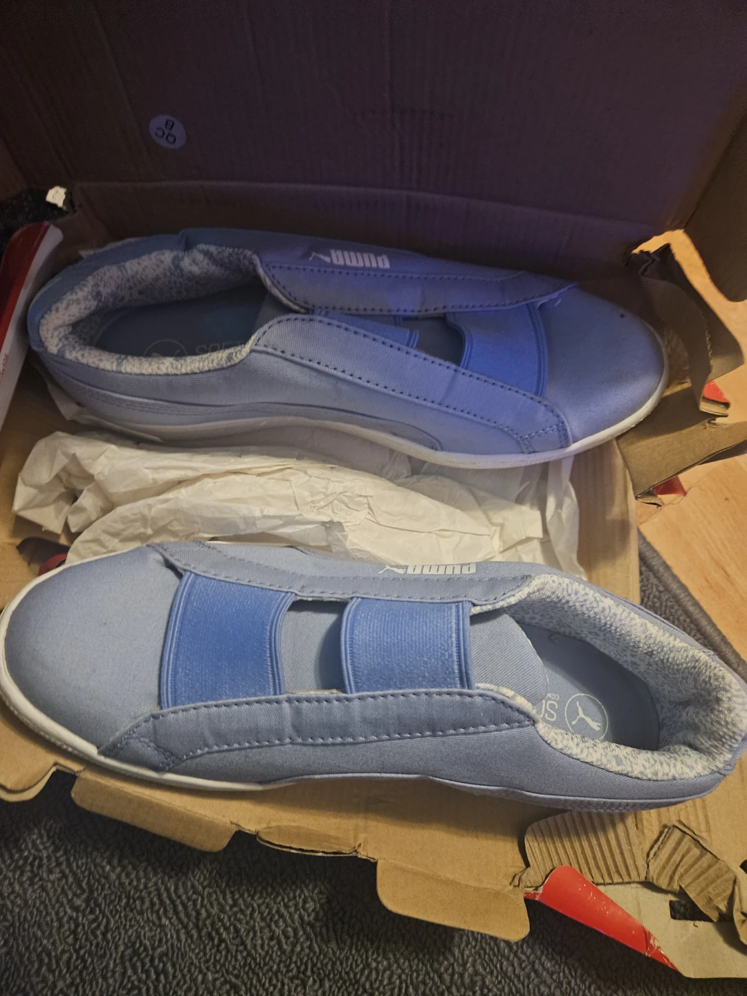 Puma vikky slip on canvas  Size 9.5 women