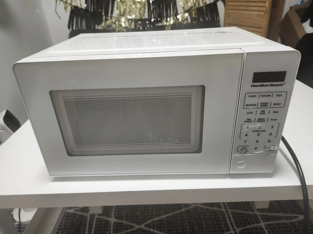 Hamilton Beach Microwave - White - photo 4