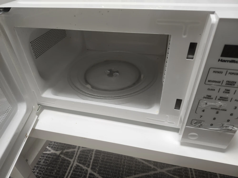 Hamilton Beach Microwave - White - photo 5