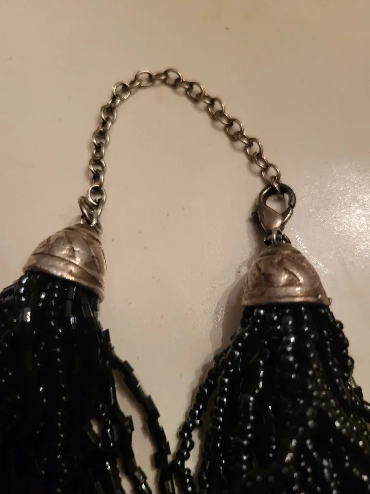 Black Beaded Necklace image indicator(3)
